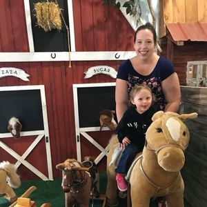 Meet your Posher, Stephanie